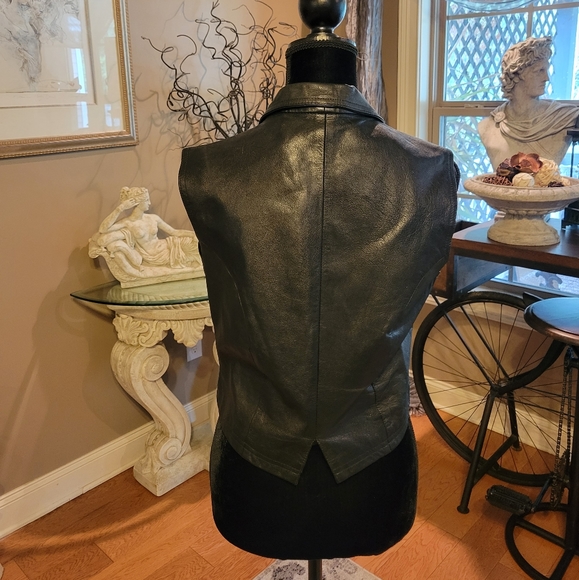 Leather Vest by New Identity in Large - Picture 6 of 12